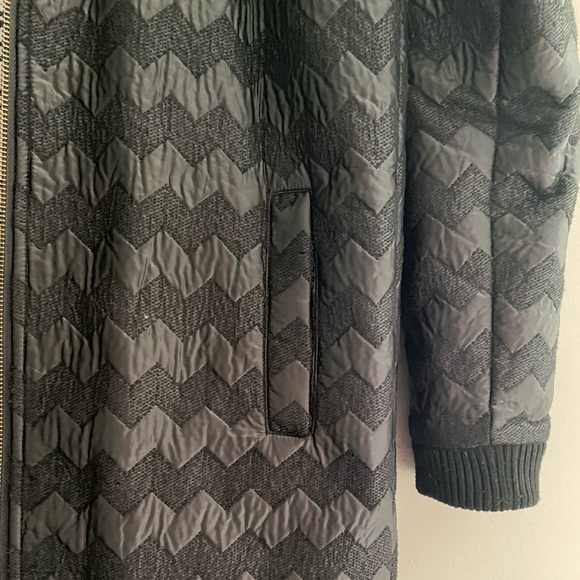 Numph zigzag Jacket in size small - Picture 5 of 6